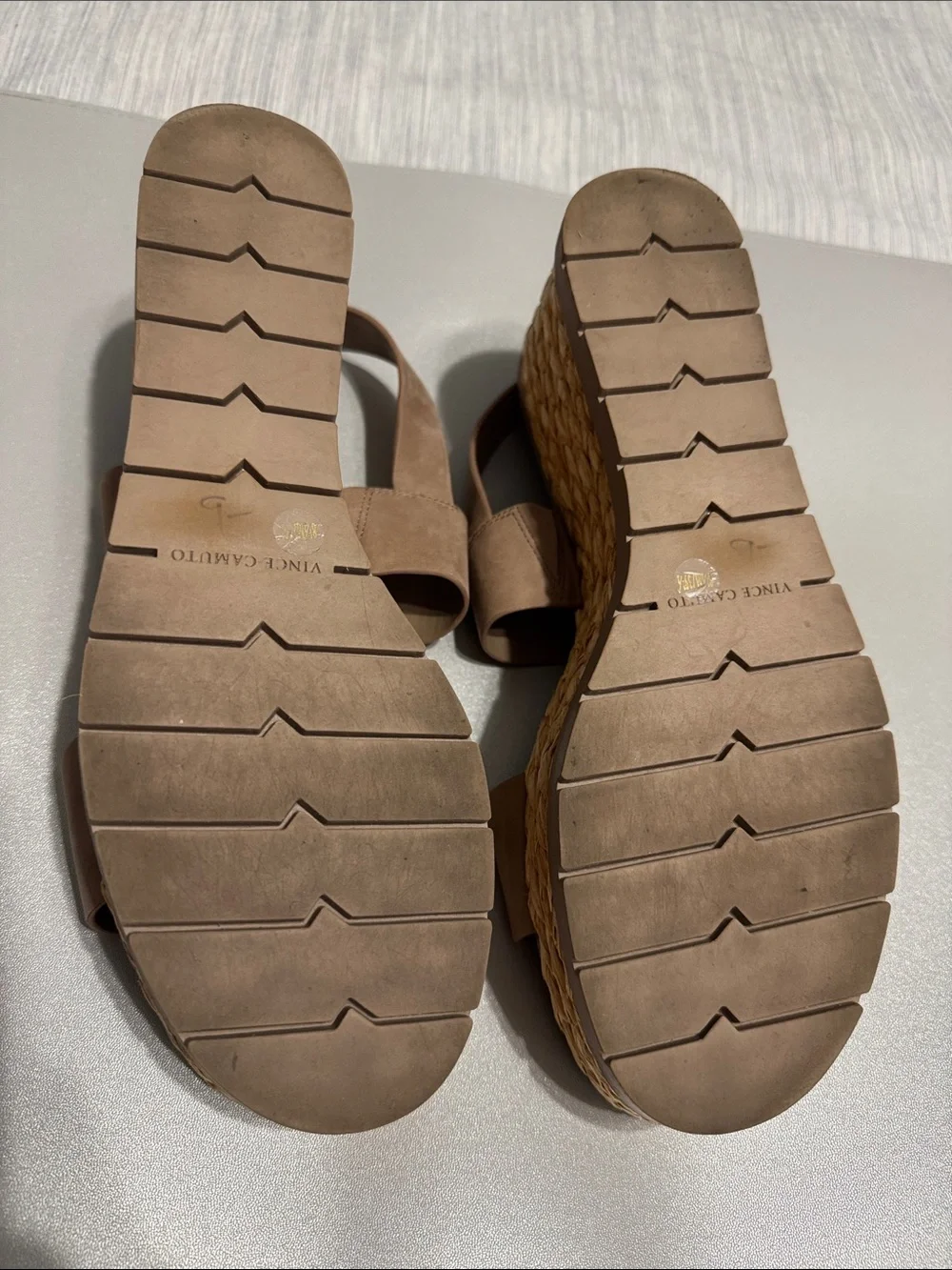 Vince Camuto chic taupe